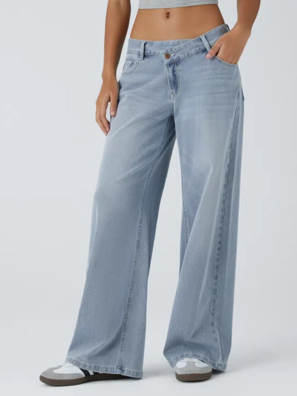 HALARA Light Wash Wide-Leg Crossover Jeans